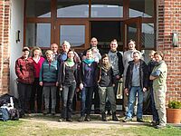 Teilnehmer Flechtenkartierungstreffen April 2016 Altkünkendorf (W. Linder)